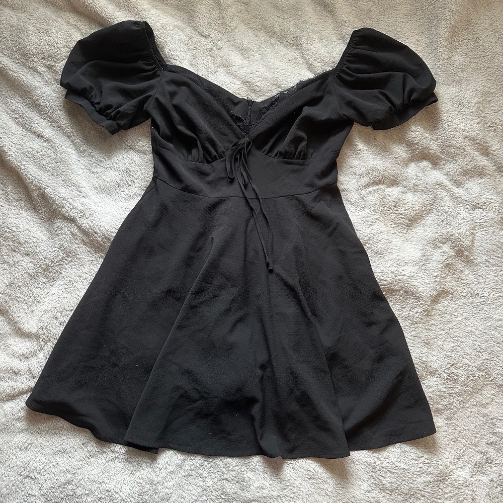 Boohoo Black dress with lace